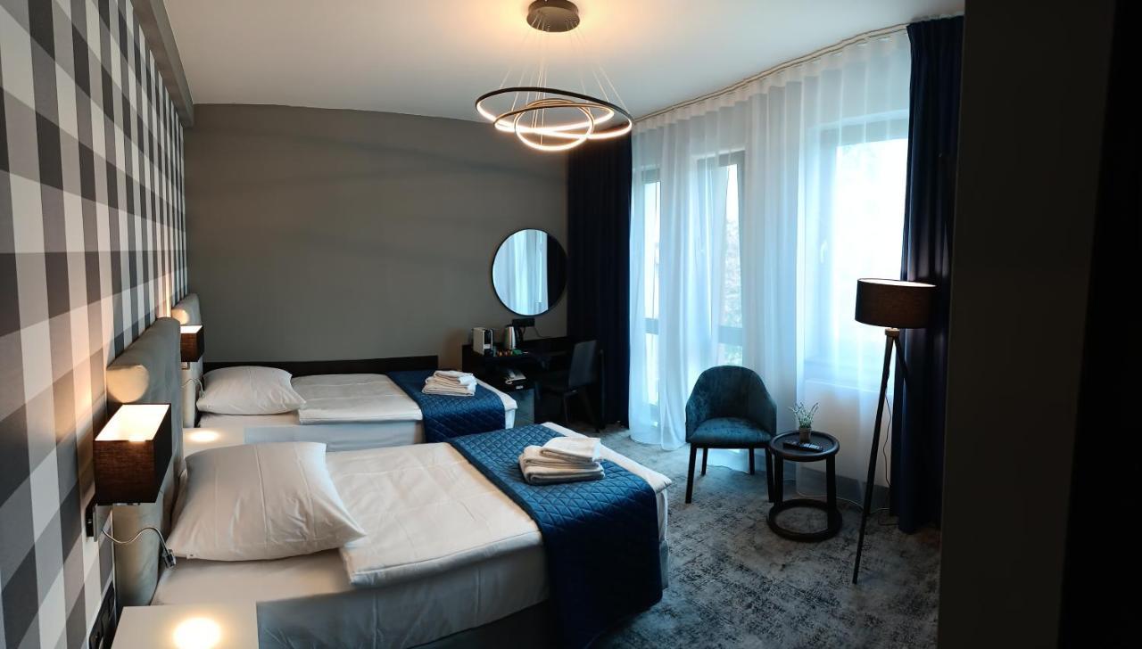 Hotel Sanova Jaroslaw Exterior photo