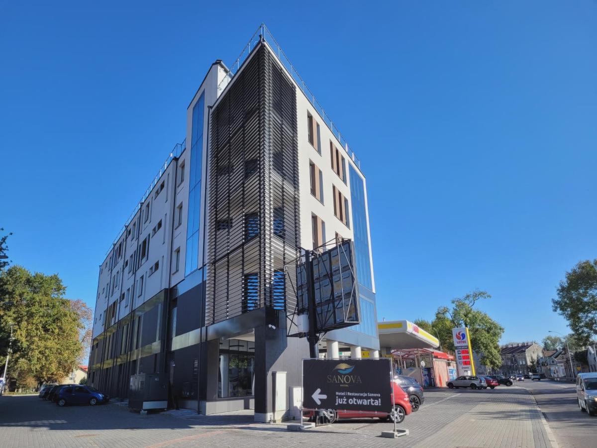 Hotel Sanova Jaroslaw Exterior photo